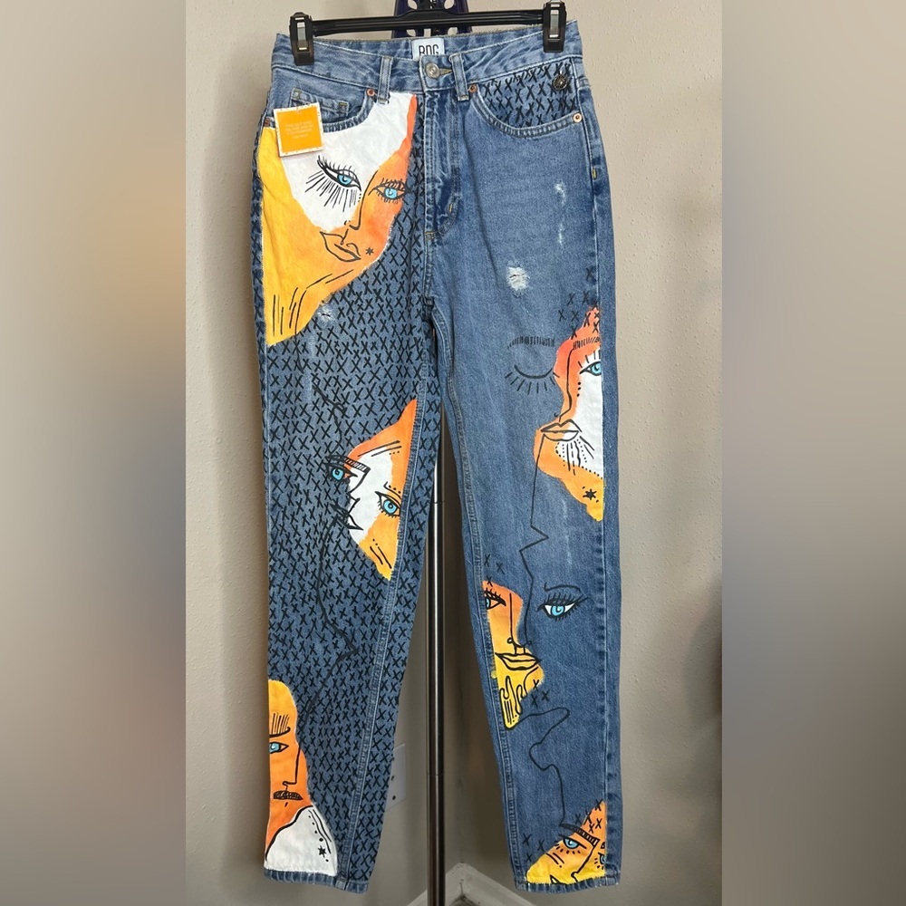 Urban Outfitters Renewal Mom Jeans